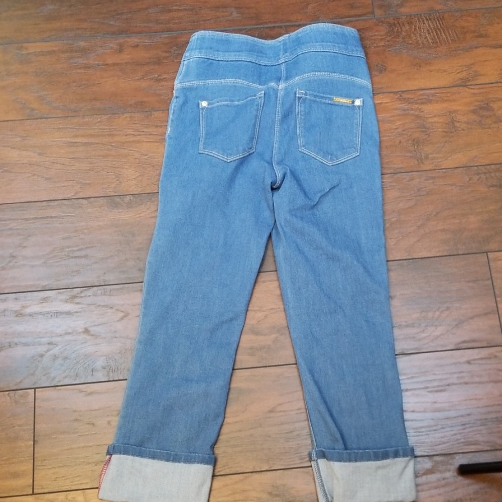 LUXE denim stretch capri embroidered flowers j bin - Picture 4 of 8